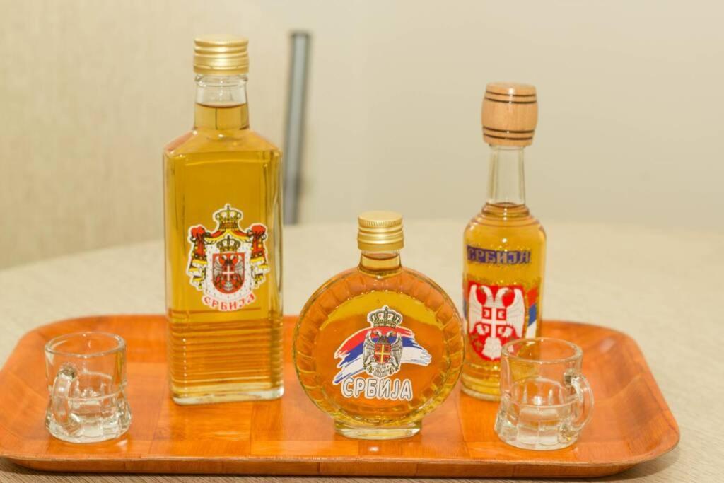 See U In Белград Екстериор снимка